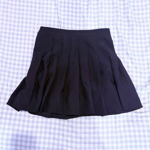 Elegant Black Pleated Skirt